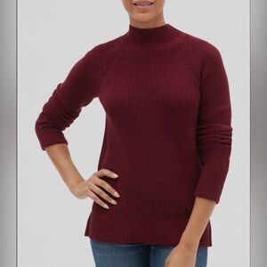 GAP- Textured Mockneck Pullover Sweater - M​